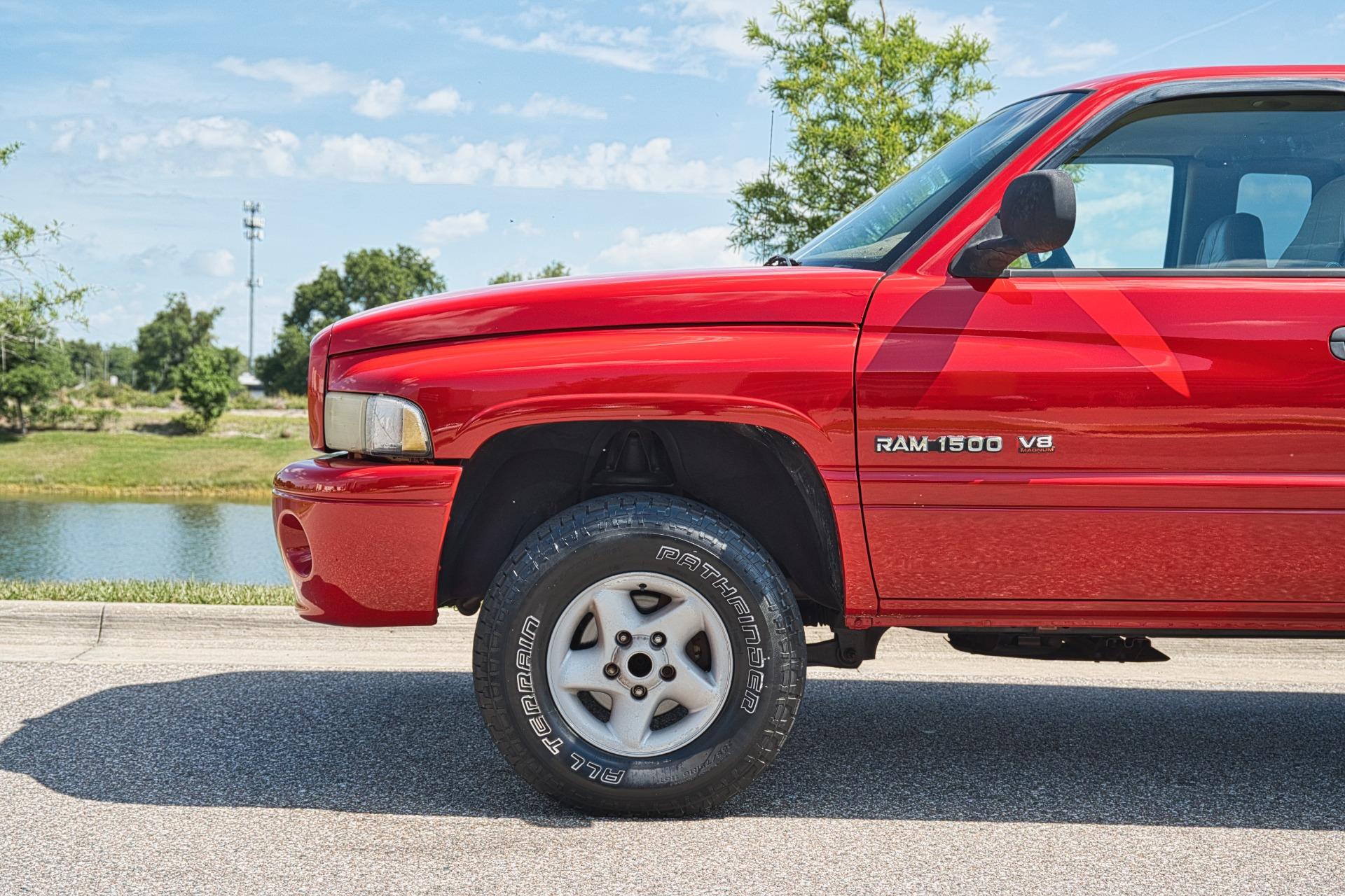 2001 Dodge RAM 1500 ST 15