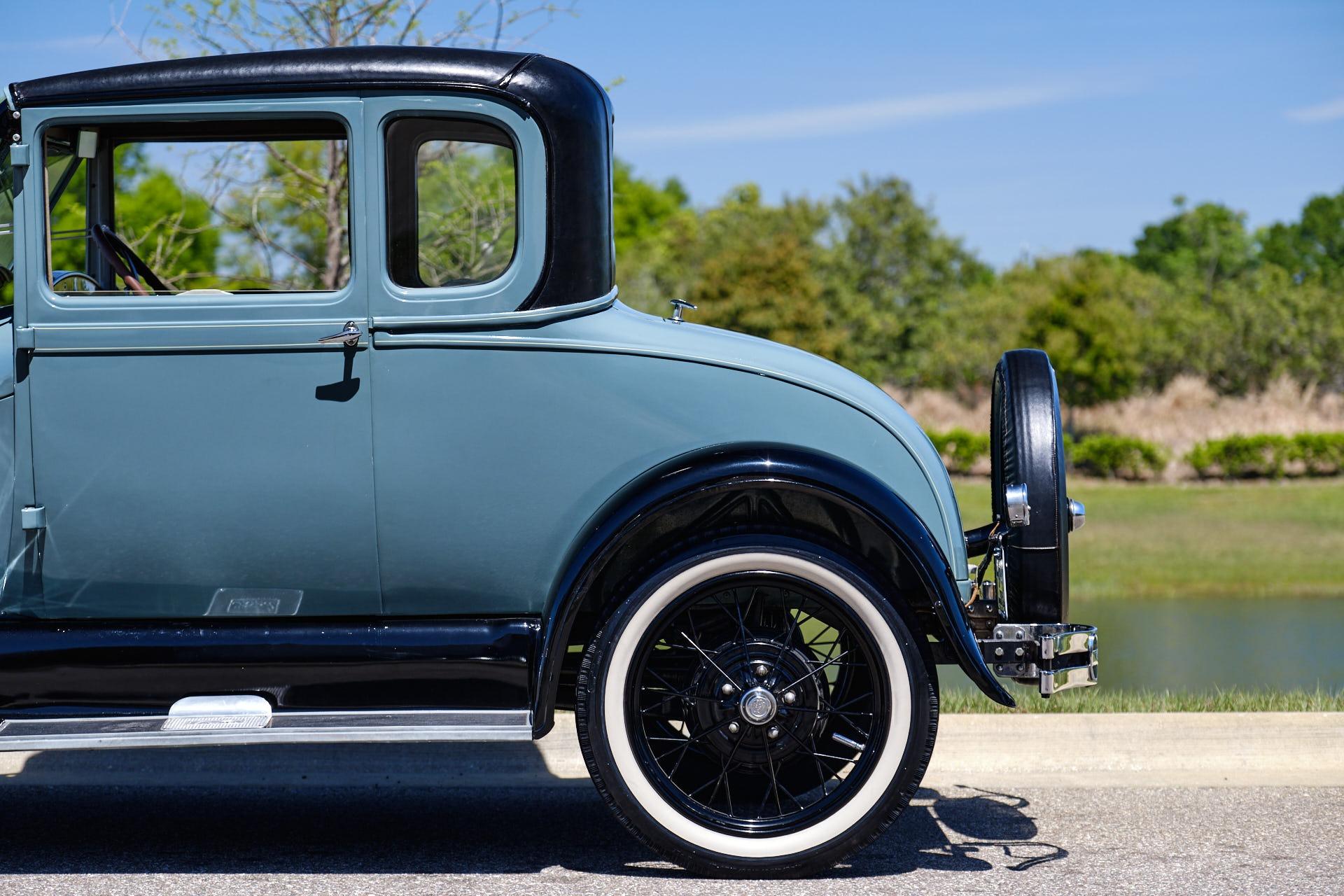 1928 Ford  Model A 83