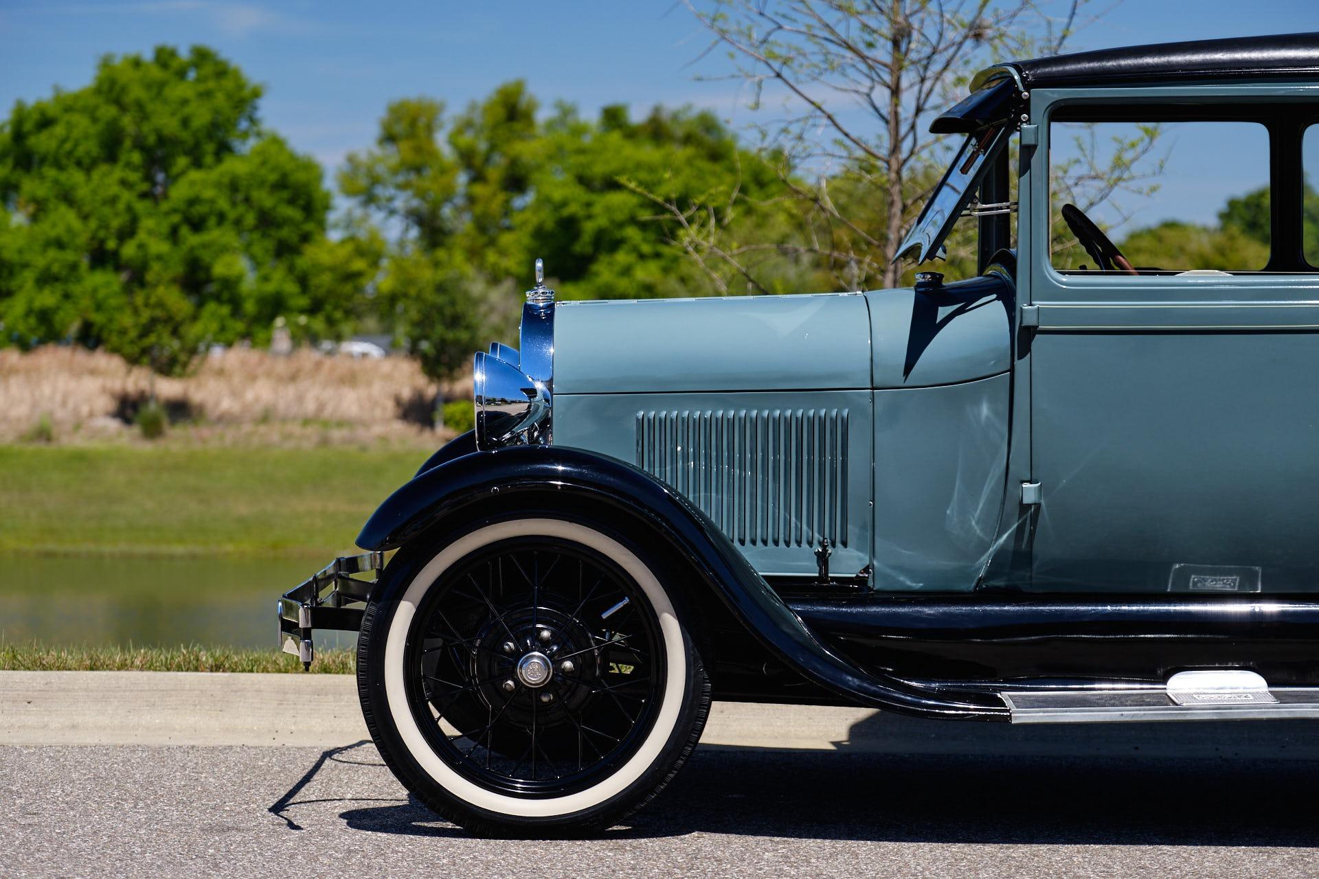 1928 Ford  Model A 84