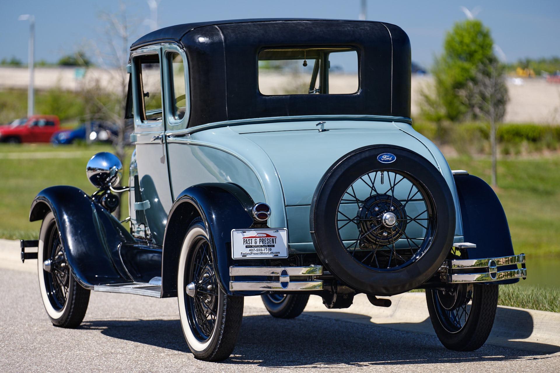 1928 Ford  Model A 82