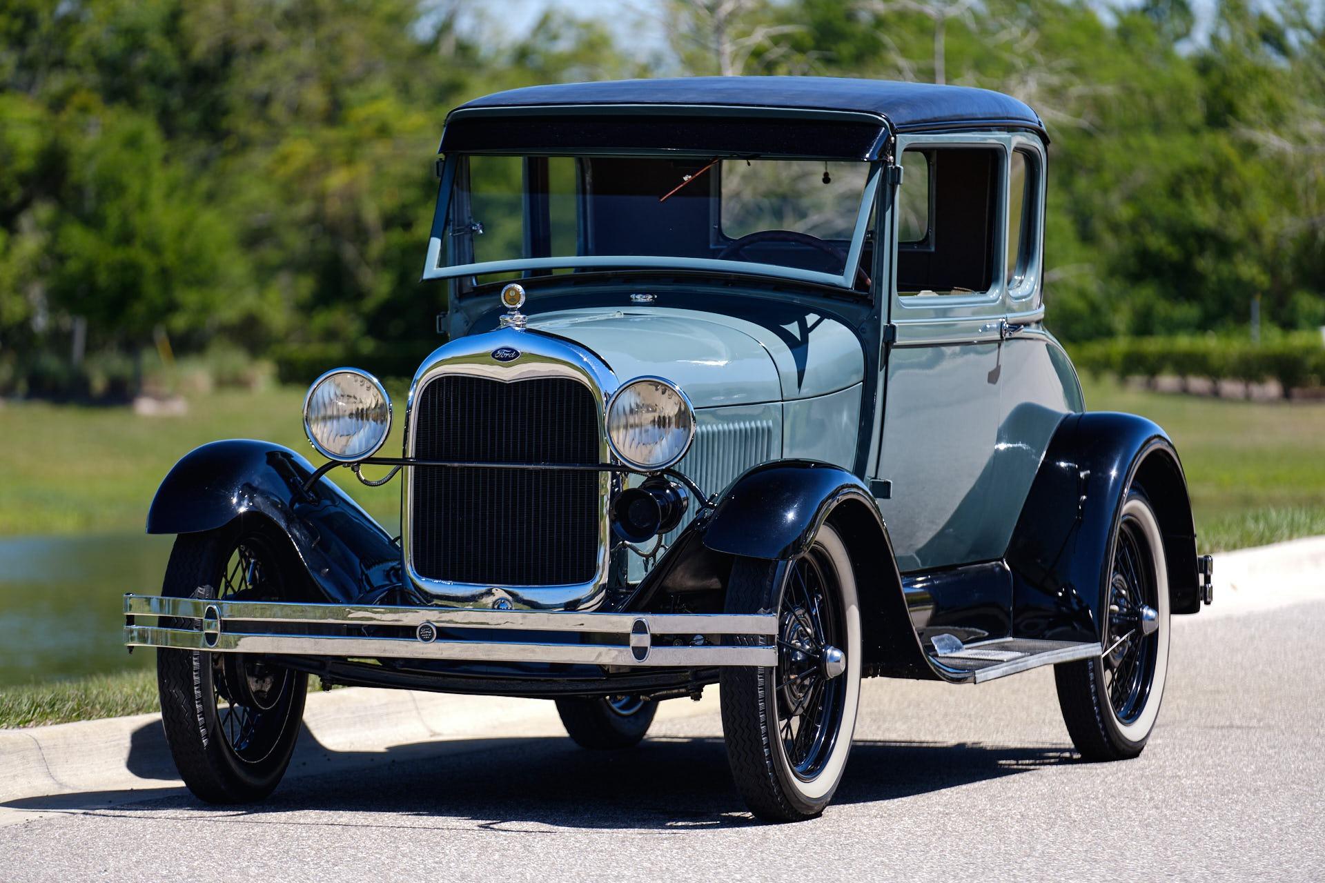 1928 Ford  Model A 87