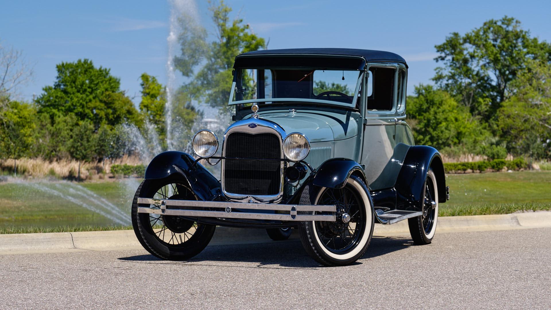 1928 Ford  Model A 56