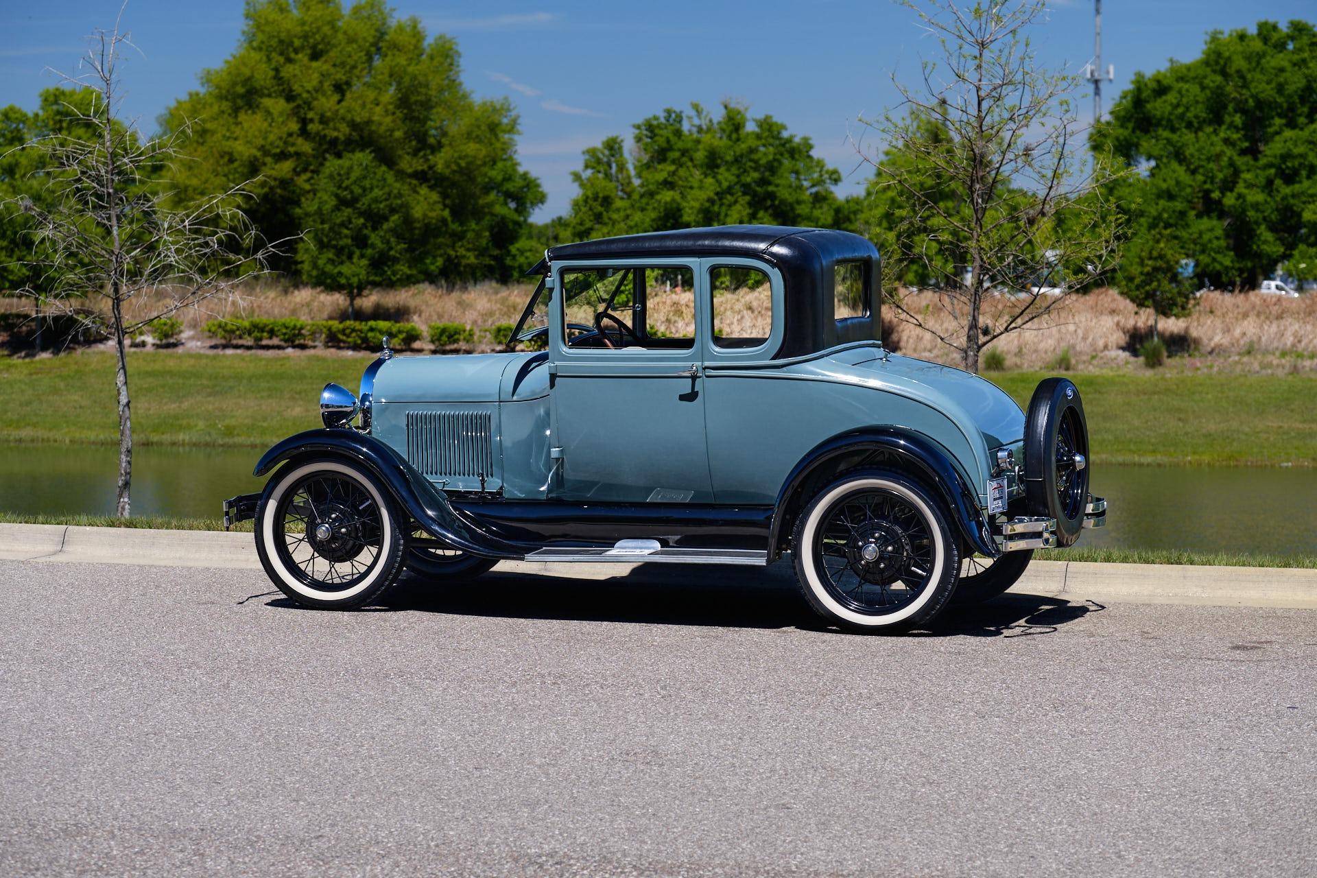 1928 Ford  Model A 80