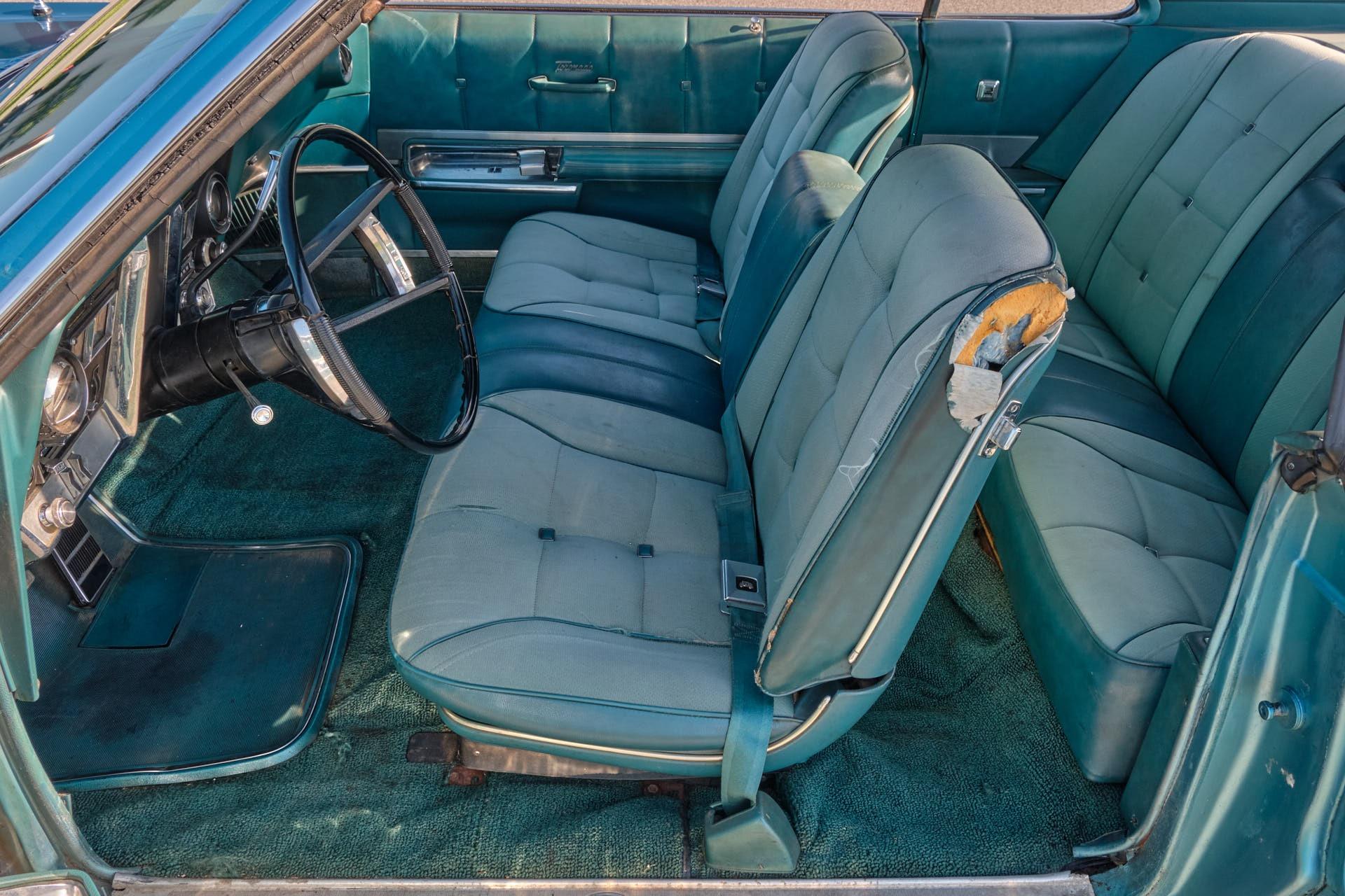 1967 Oldsmobile Toronado 12