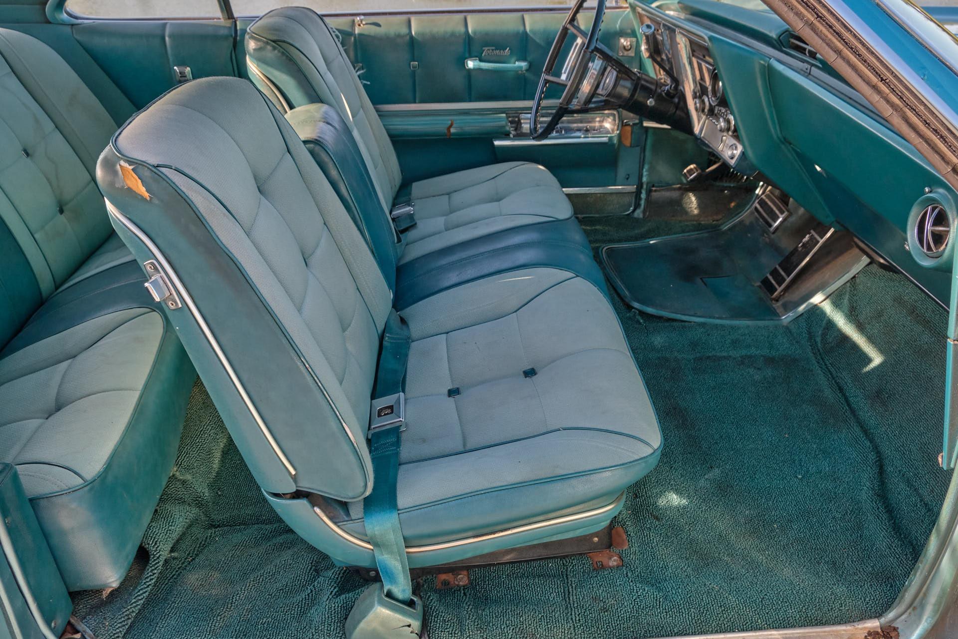 1967 Oldsmobile Toronado 23
