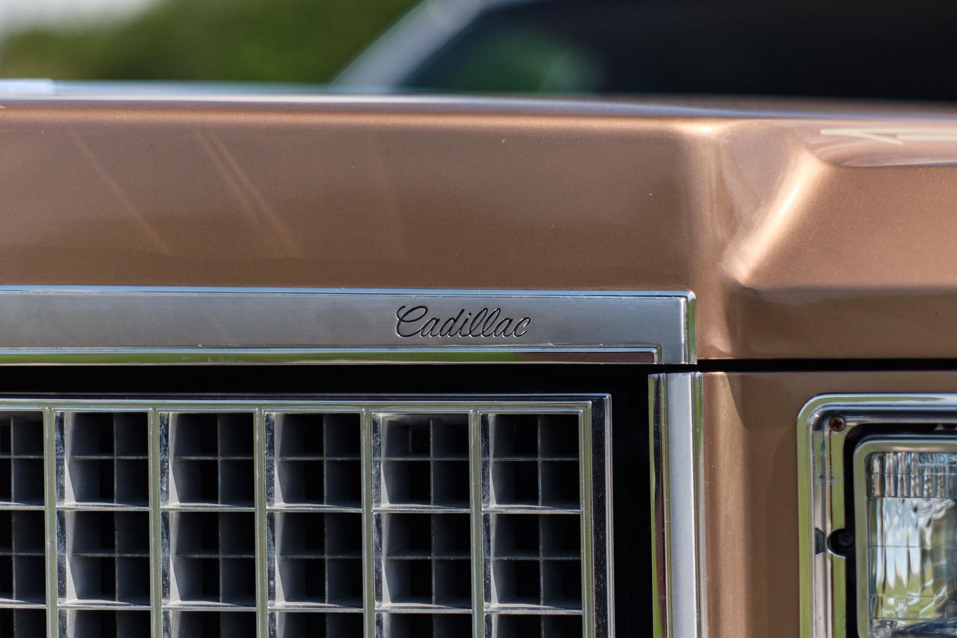 1976 Cadillac  Coupe Deville 70