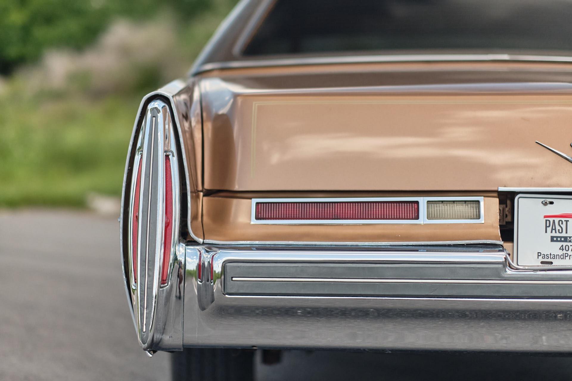 1976 Cadillac  Coupe Deville 76