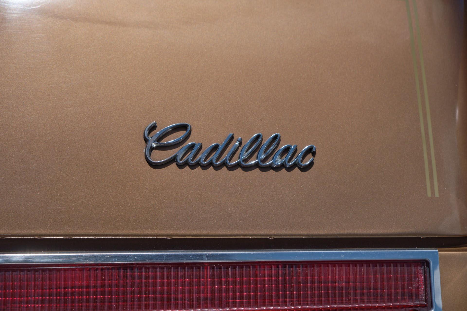 1976 Cadillac  Coupe Deville 78