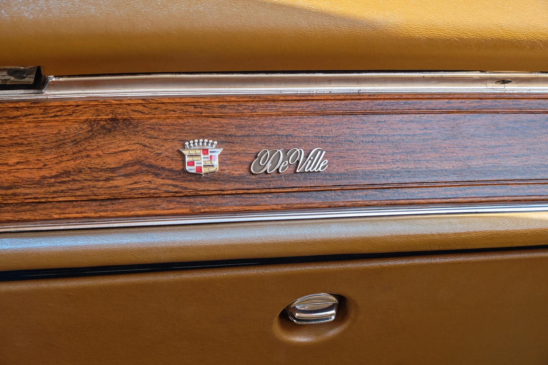 1976 Cadillac  Coupe Deville 41