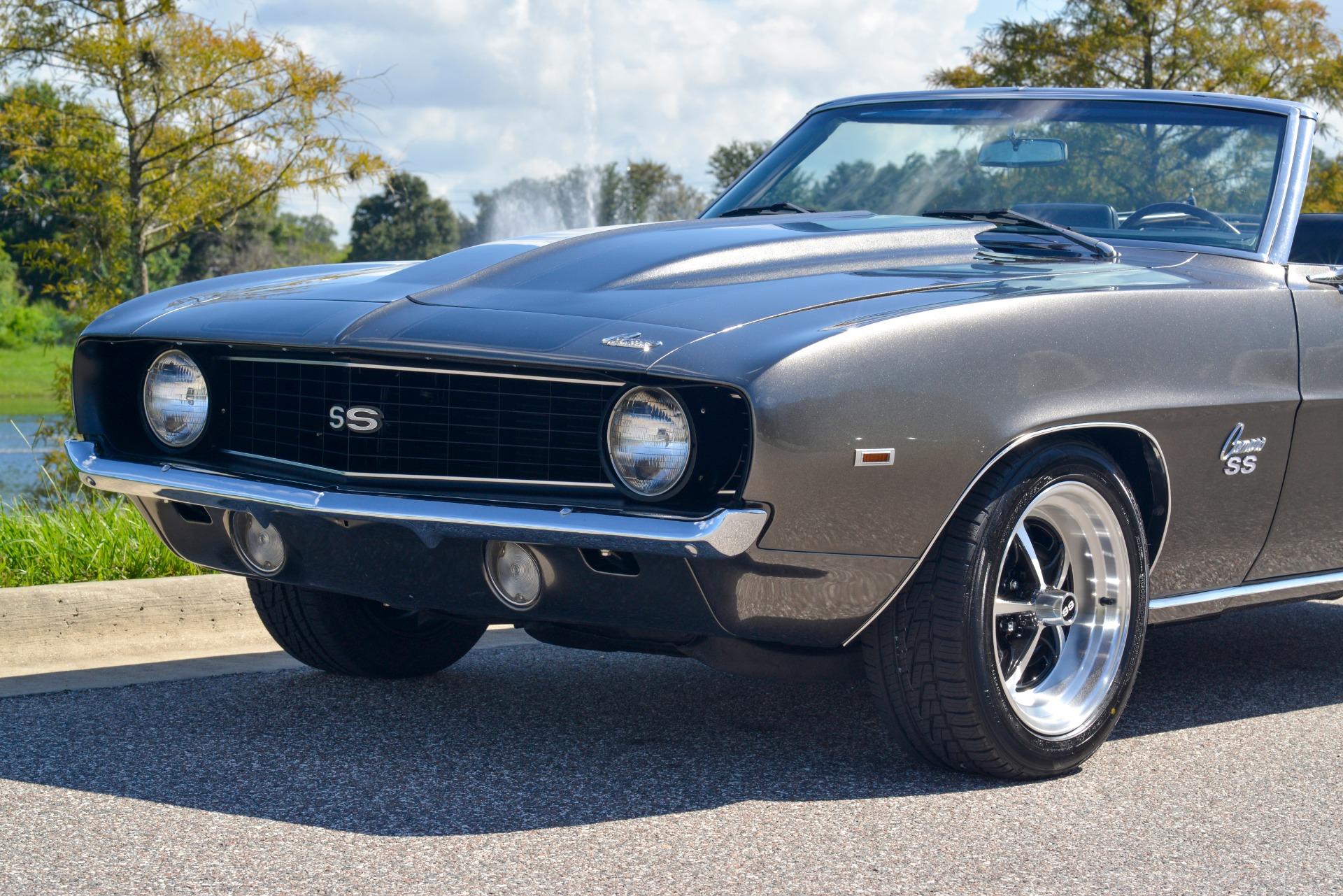 1969 Chevrolet Camaro SS 32