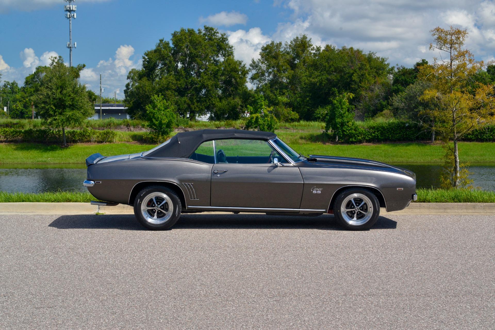 1969 Chevrolet Camaro SS 38