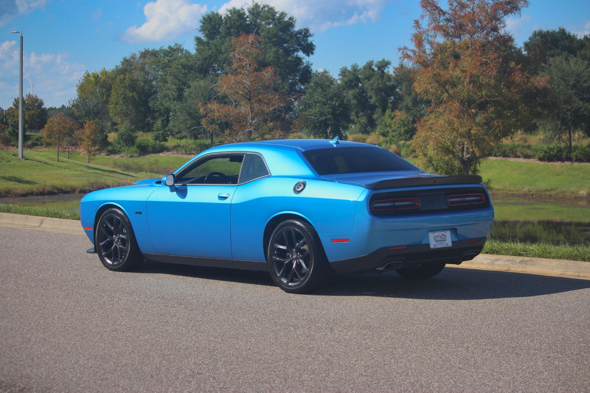2023 Dodge Challenger 3