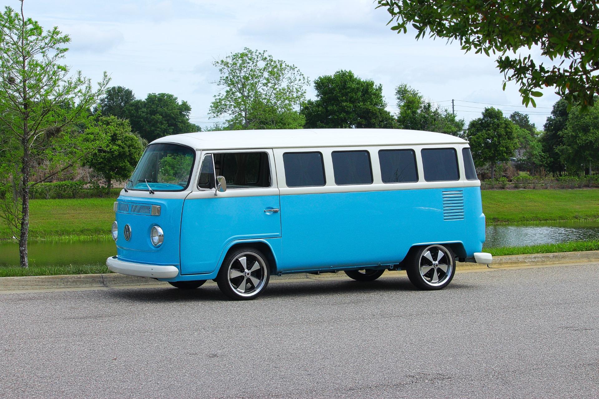1995 Volkswagen Bus 16