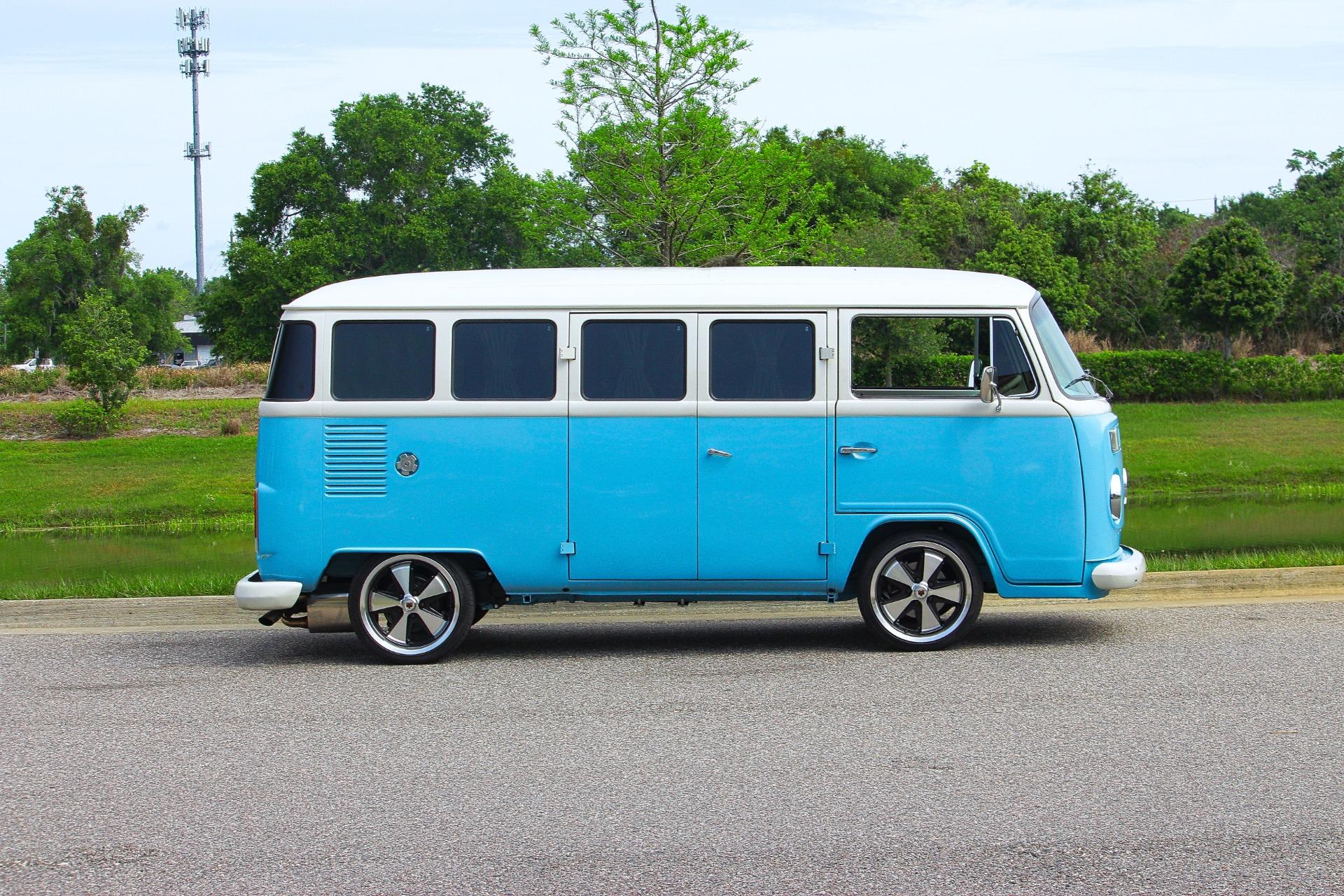 1995 Volkswagen Bus 6