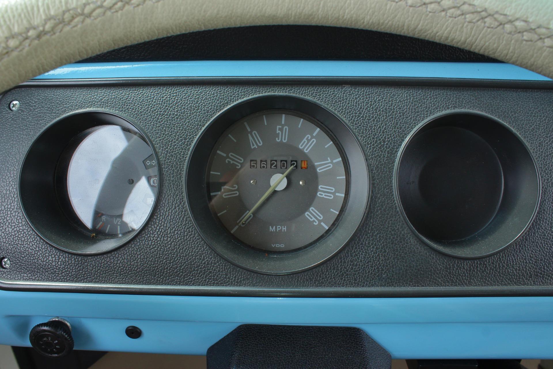 1995 Volkswagen Bus 67