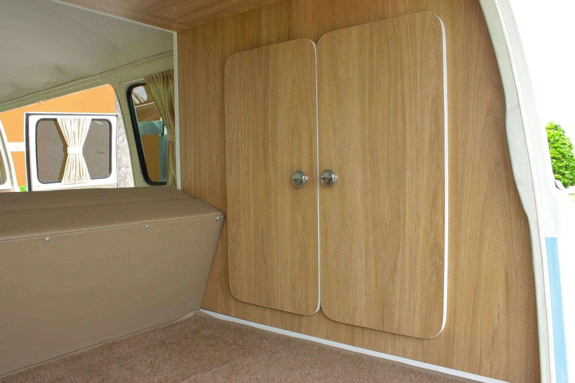 1995 Volkswagen Bus 77