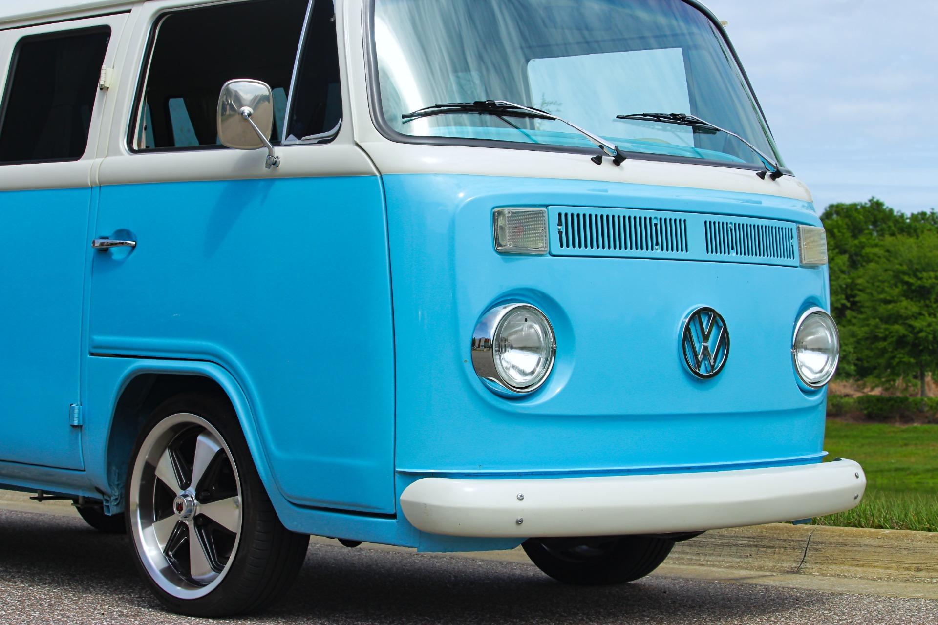 1995 Volkswagen Bus 42