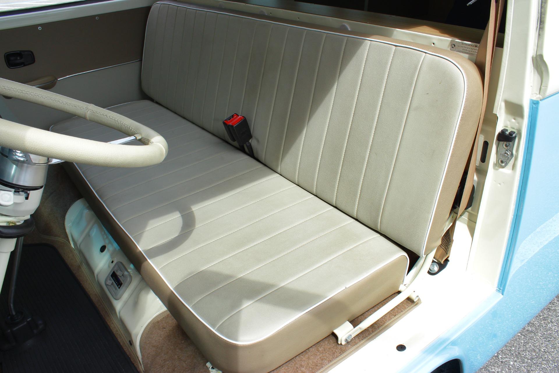 1995 Volkswagen Bus 51