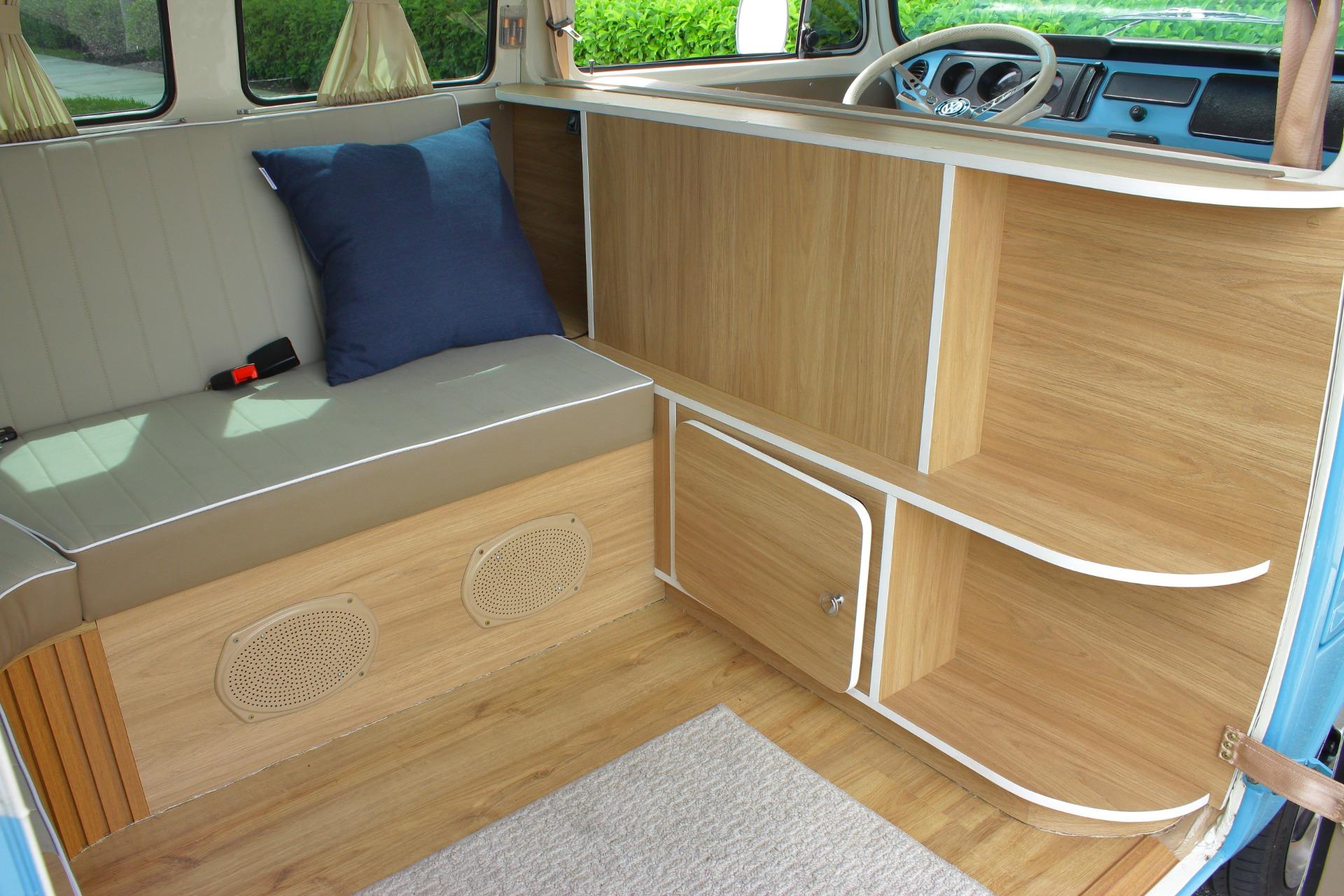 1995 Volkswagen Bus 71