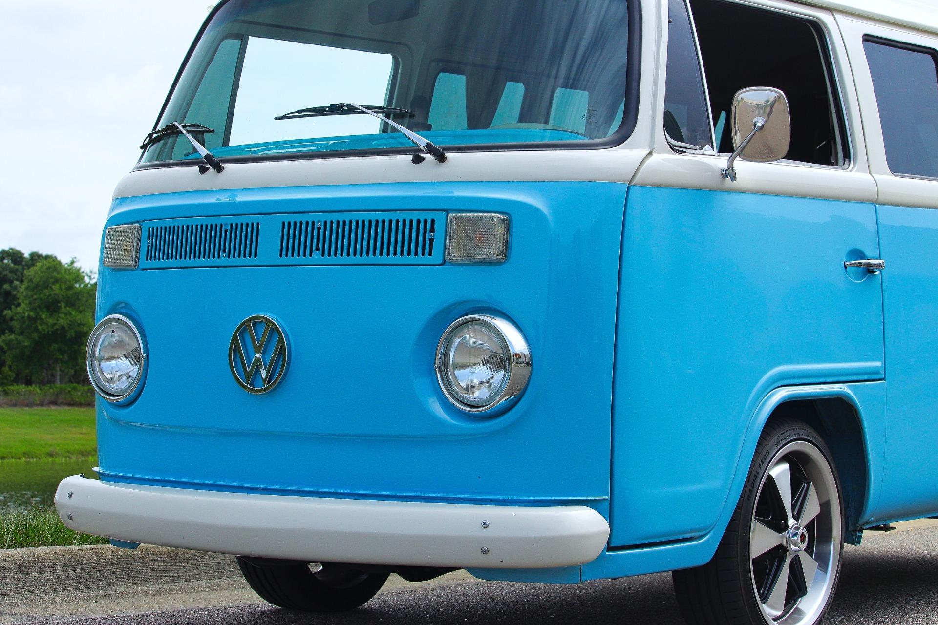 1995 Volkswagen Bus 23
