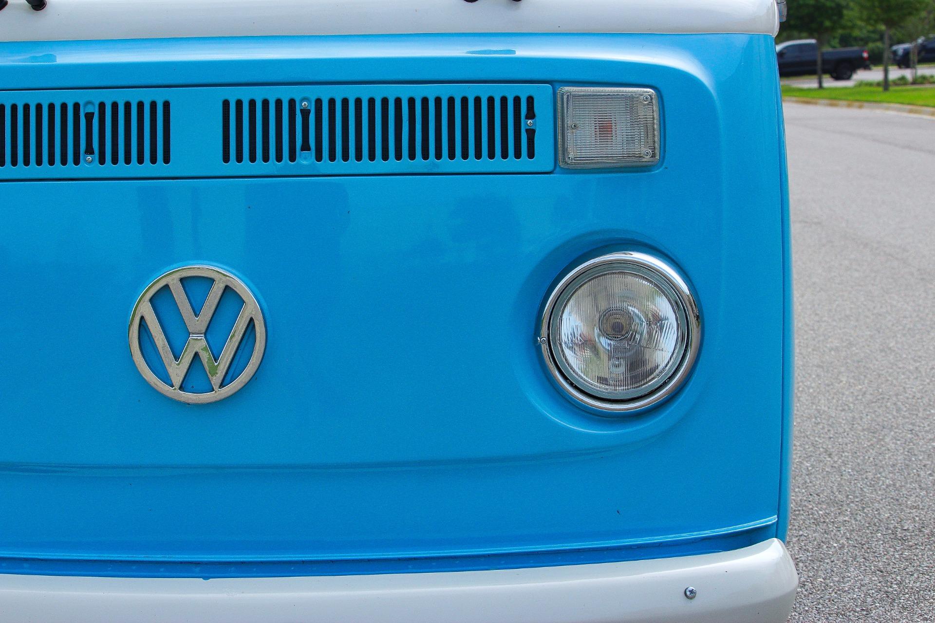 1995 Volkswagen Bus 21