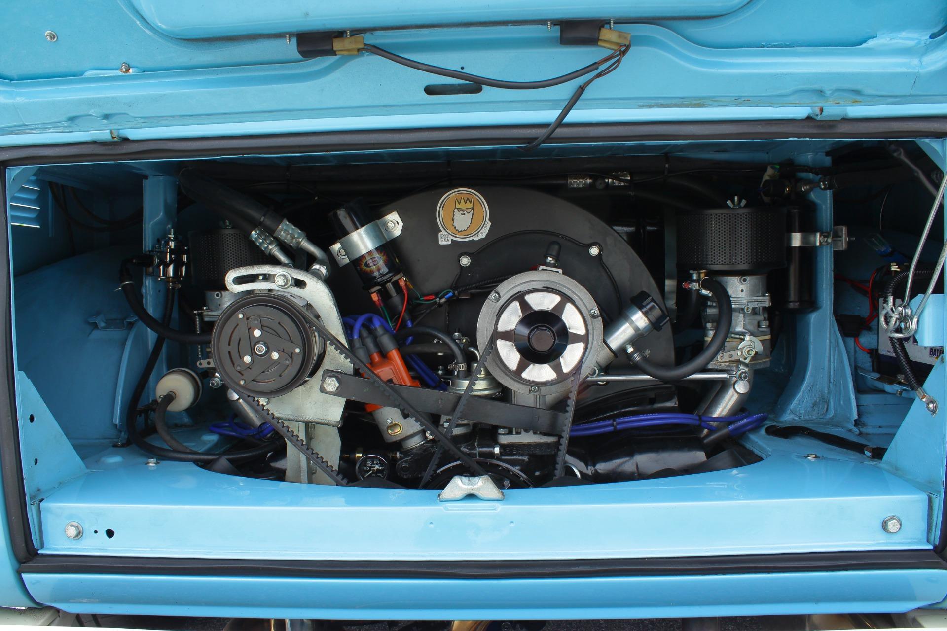 1995 Volkswagen Bus 79