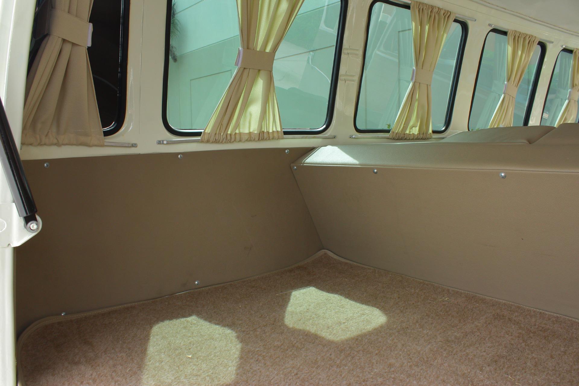 1995 Volkswagen Bus 78