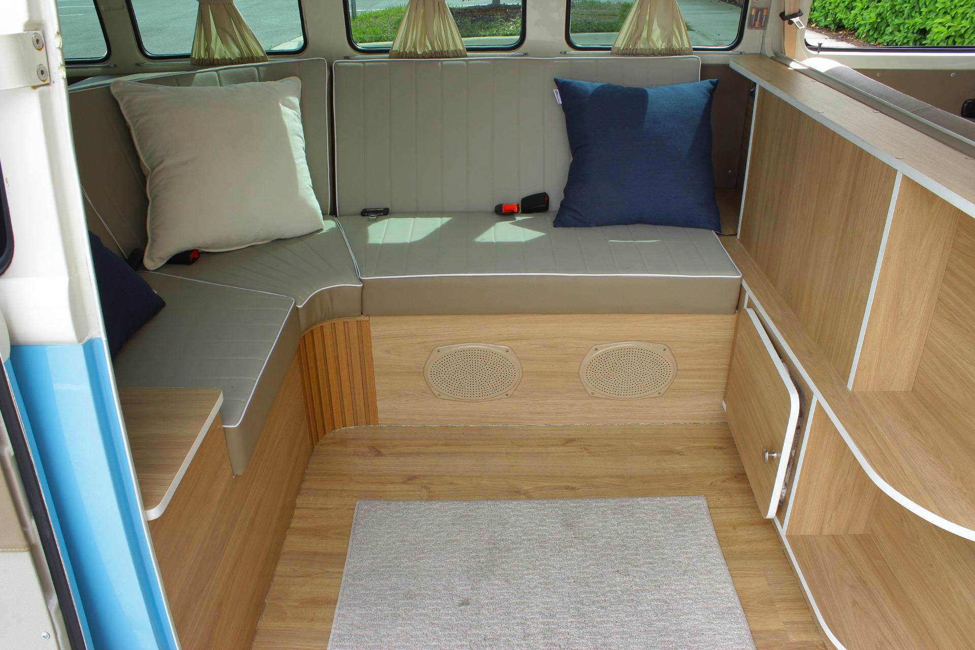 1995 Volkswagen Bus 75