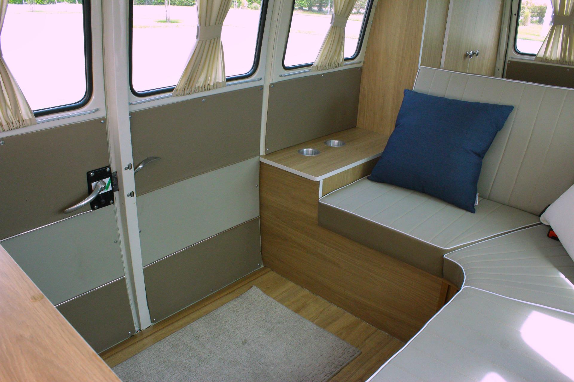 1995 Volkswagen Bus 12