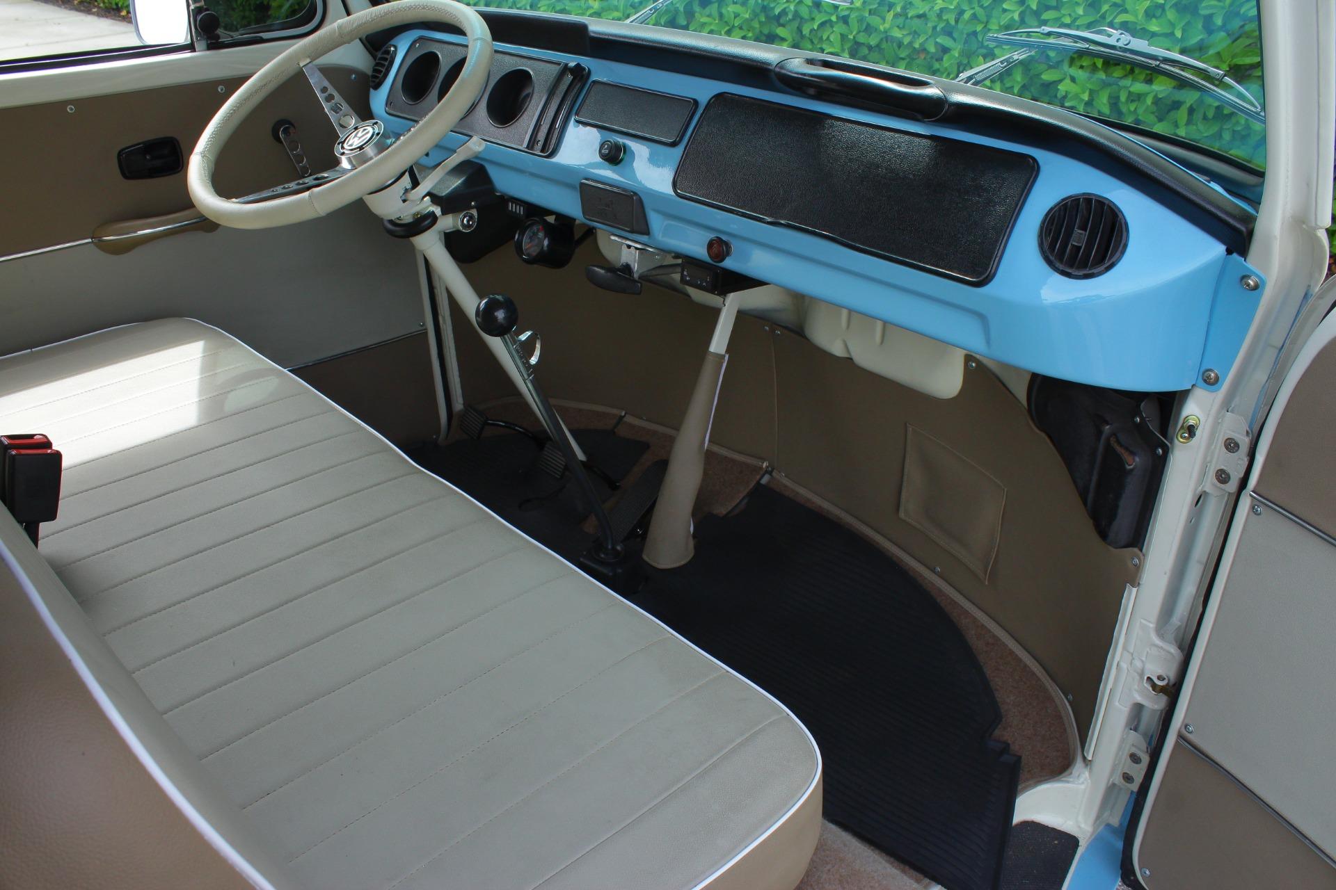 1995 Volkswagen Bus 55