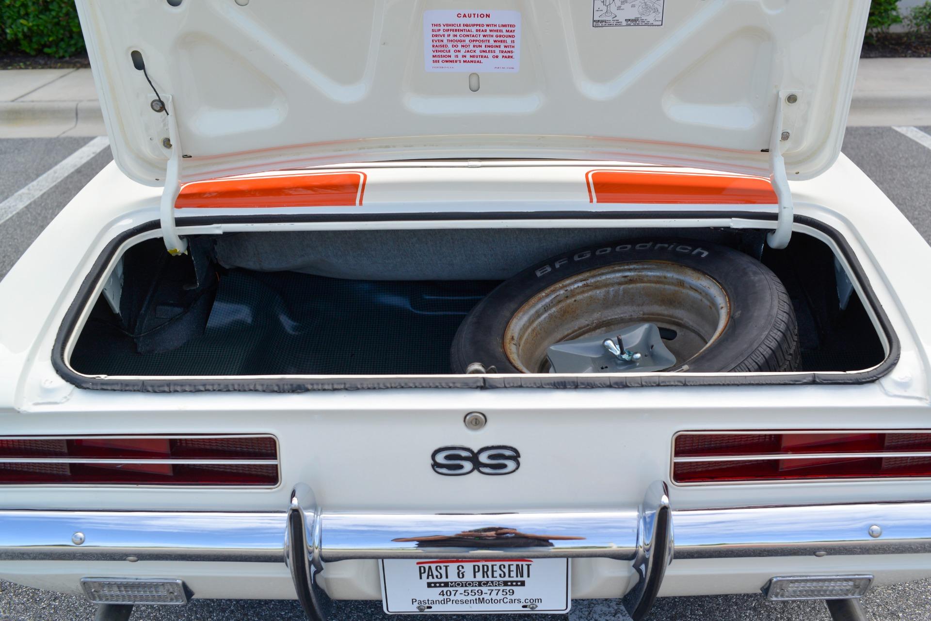 1969 Chevrolet Camaro RS/SS 20