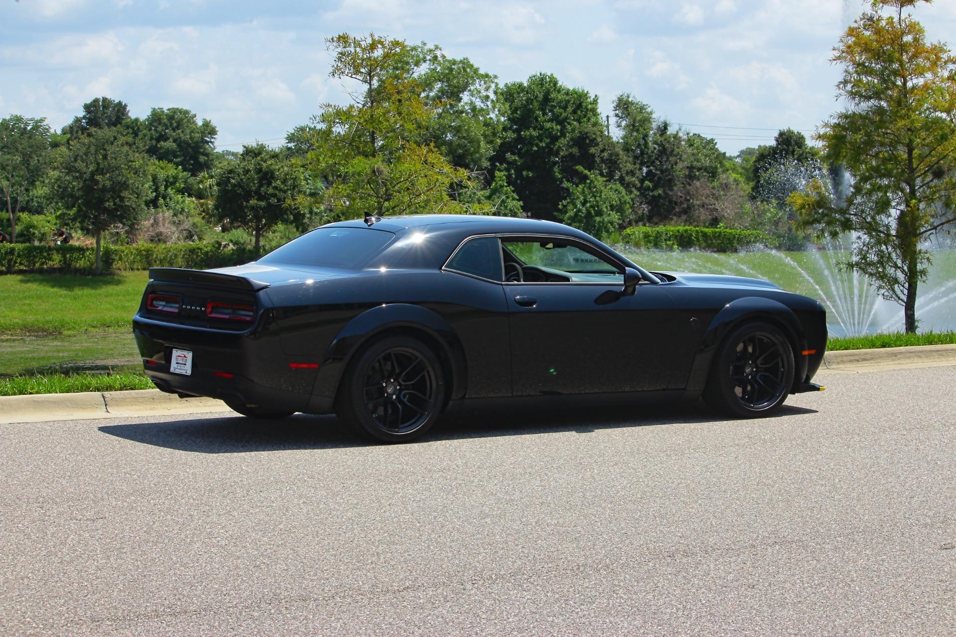 2023 Dodge Challenger 38