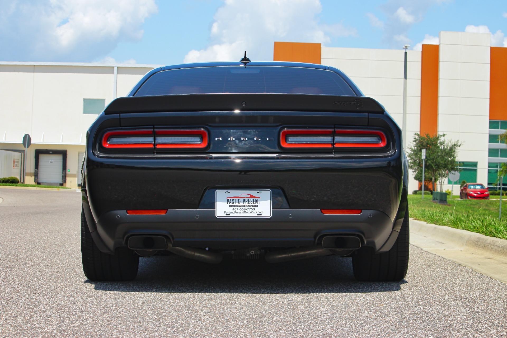 2023 Dodge Challenger 4