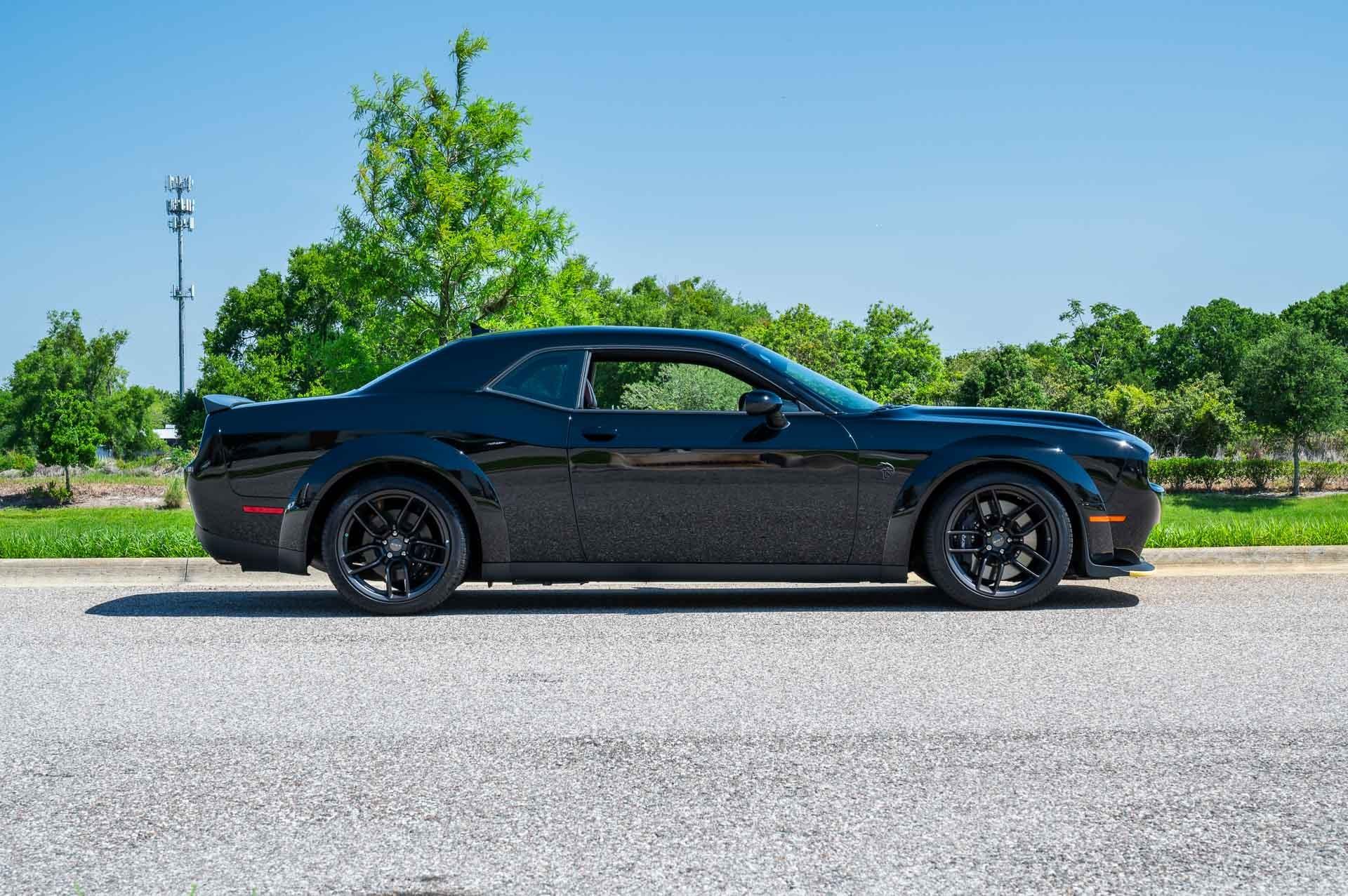2023 Dodge Challenger 34