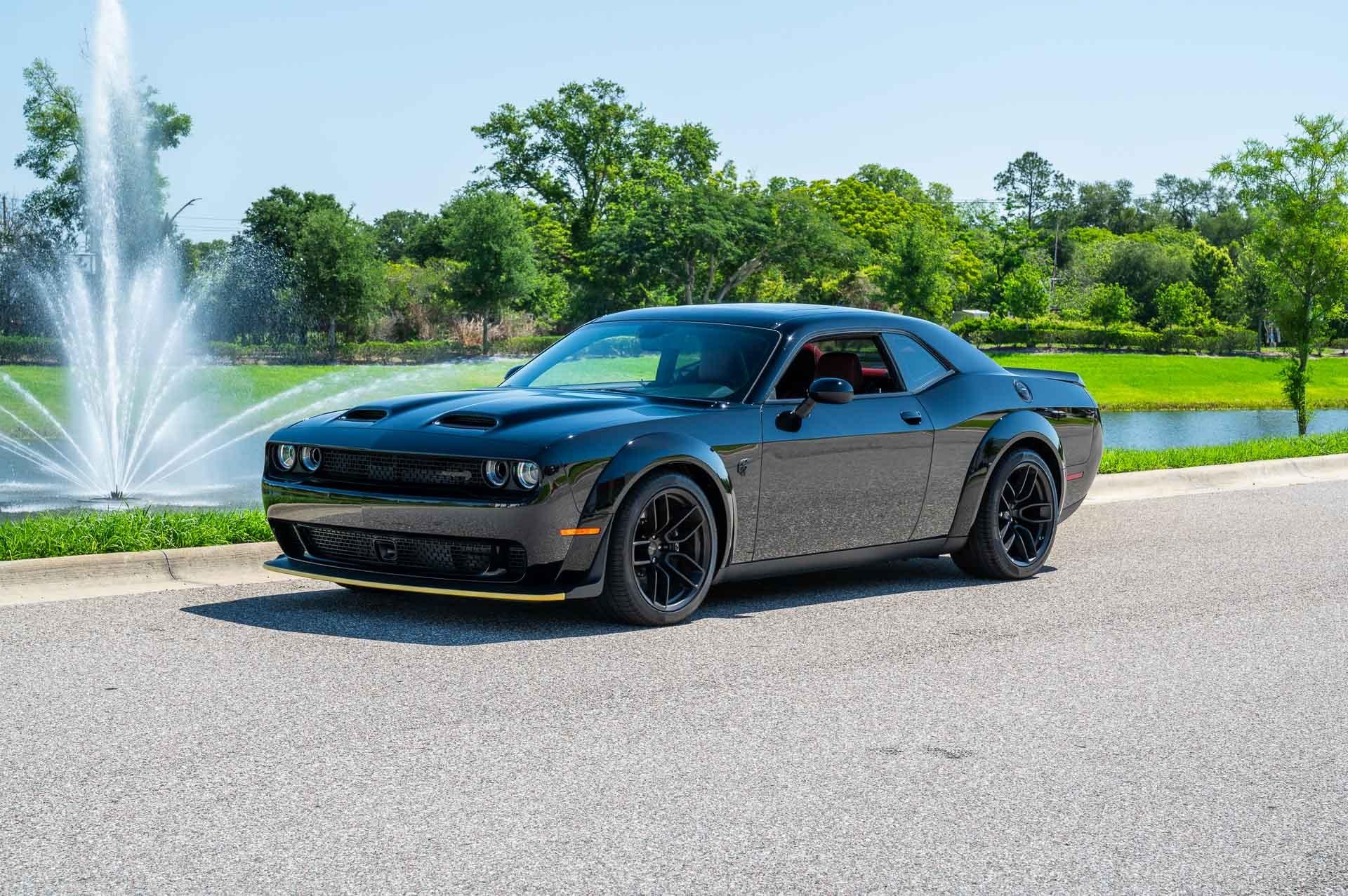 2023 Dodge Challenger 1