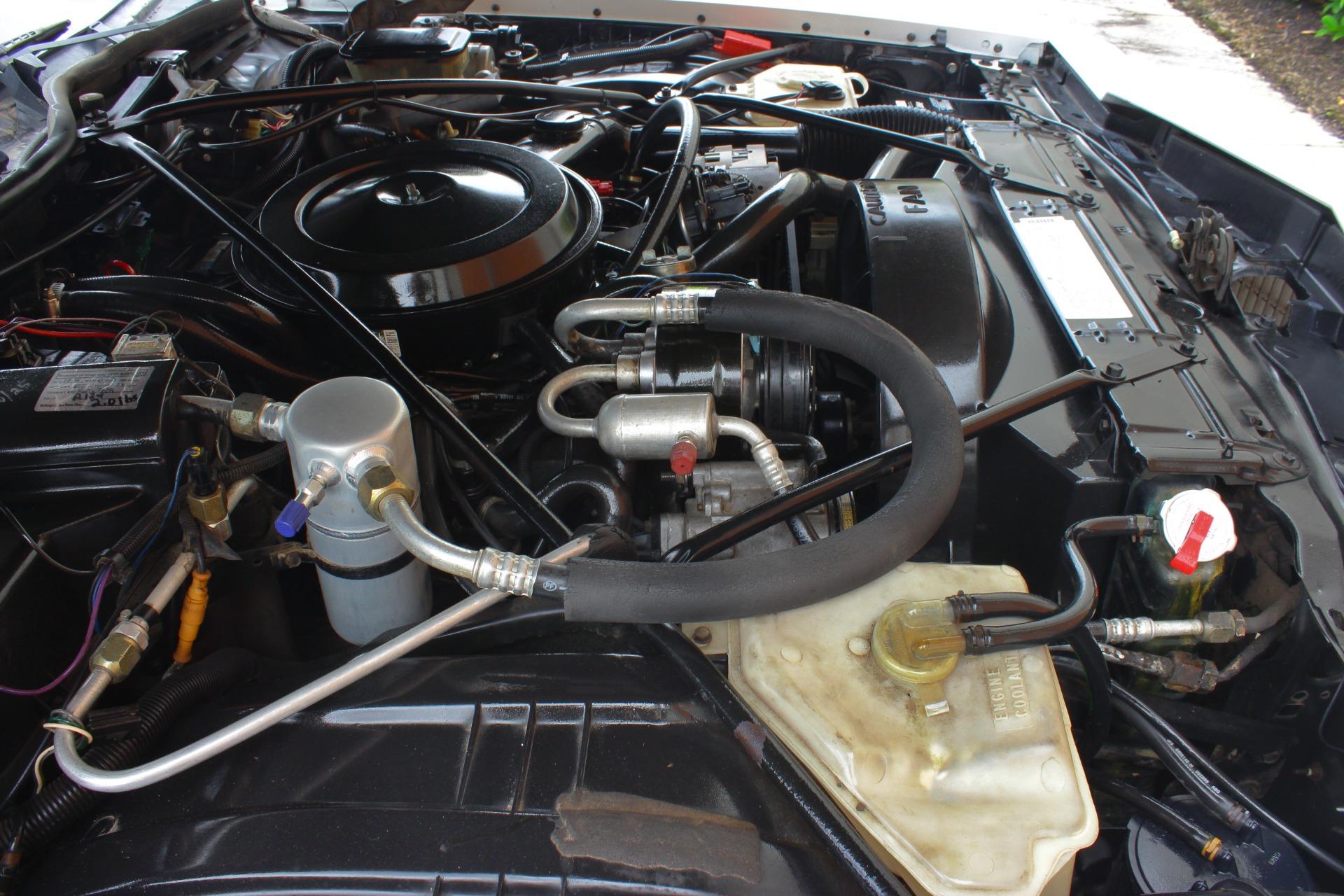 1990 Cadillac Brougham 86