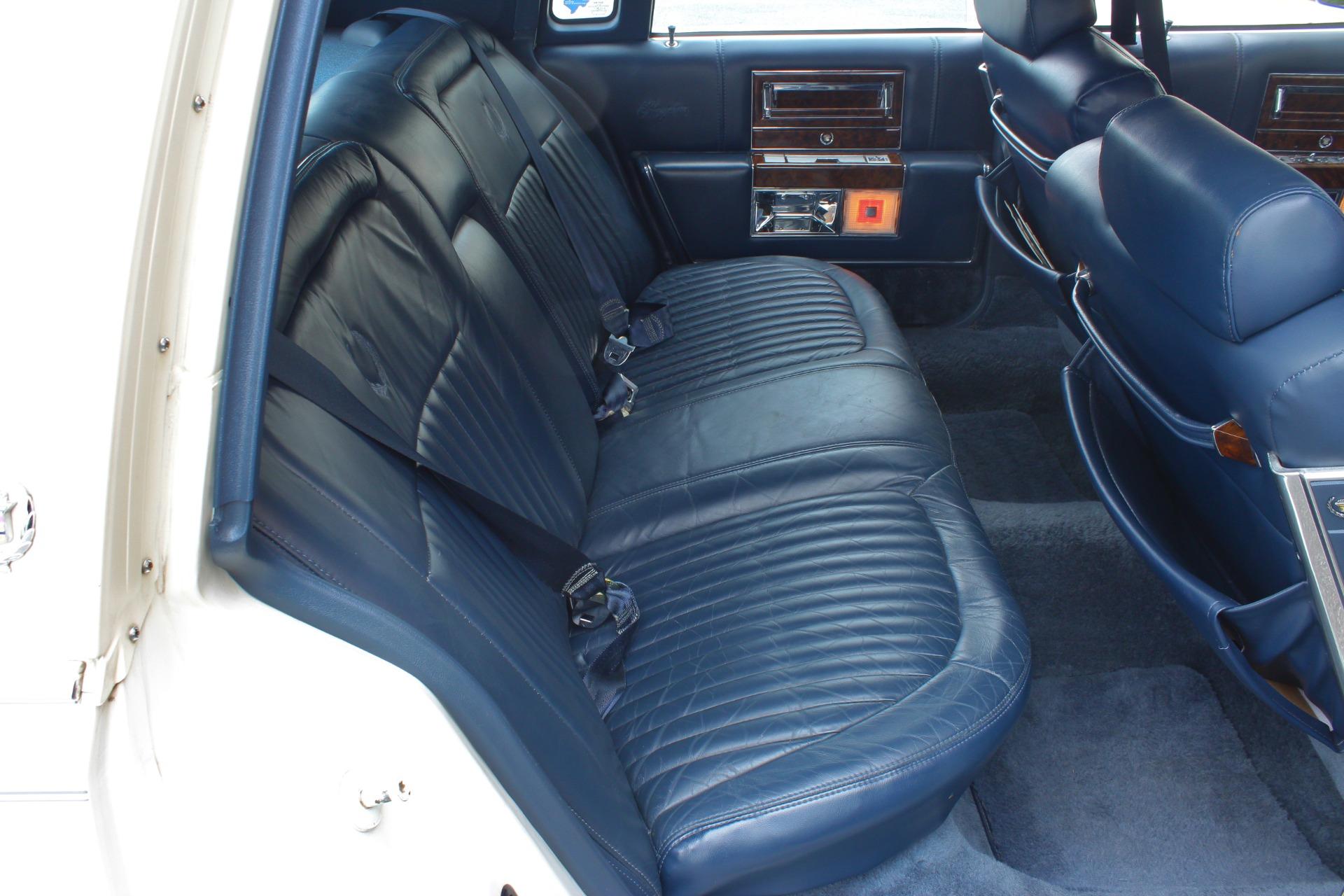 1990 Cadillac Brougham 12