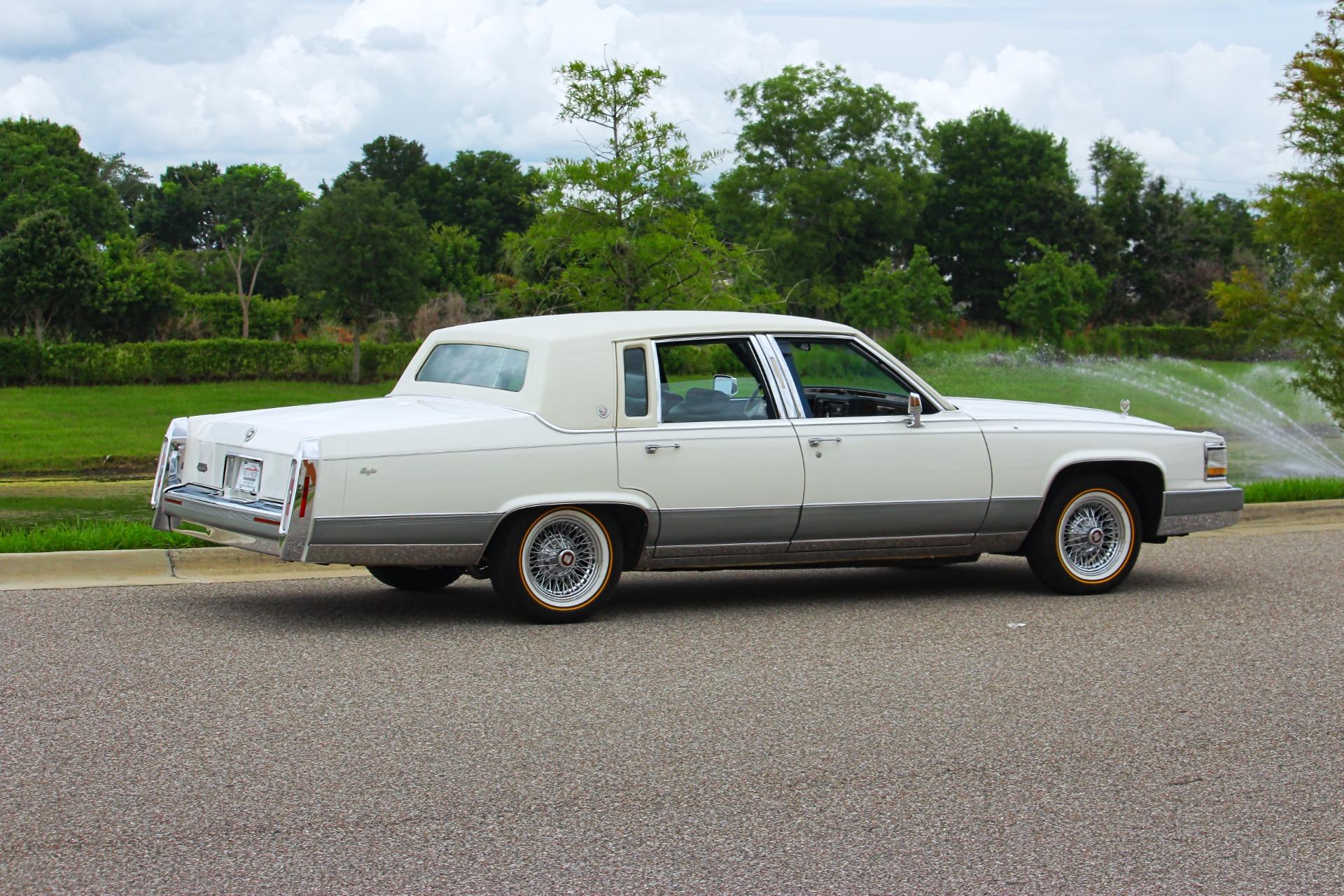 1990 Cadillac Brougham 39