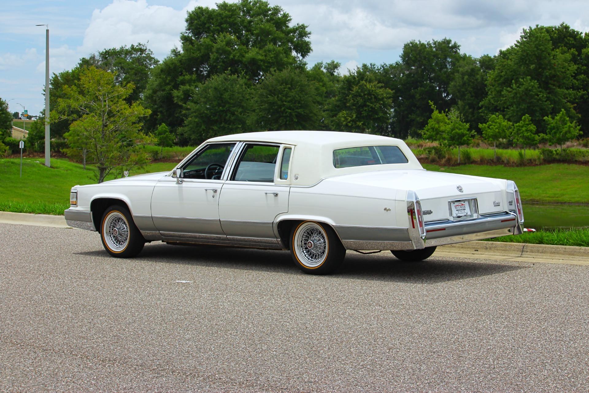 1990 Cadillac Brougham 3