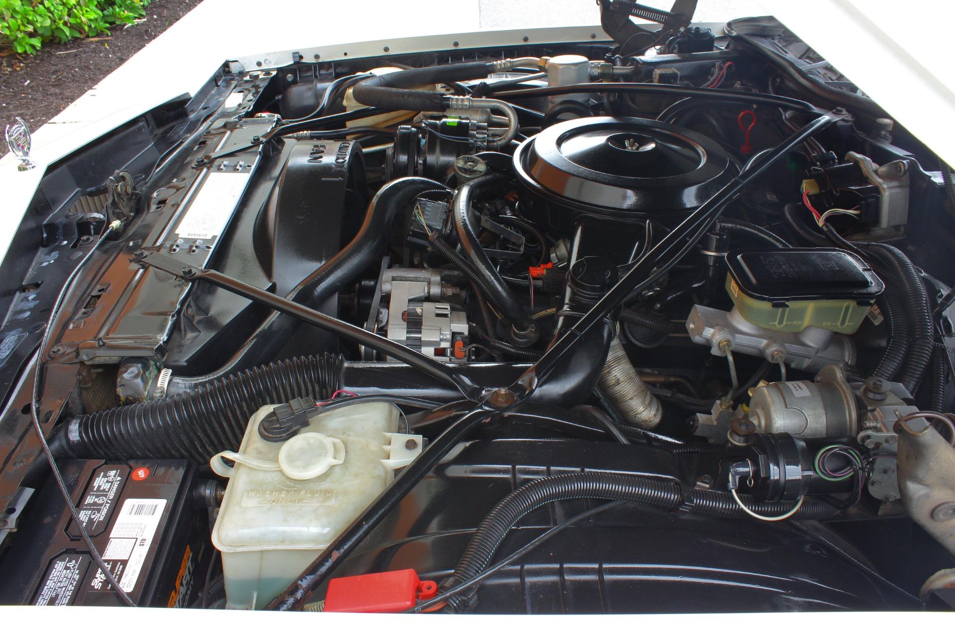 1990 Cadillac Brougham 85