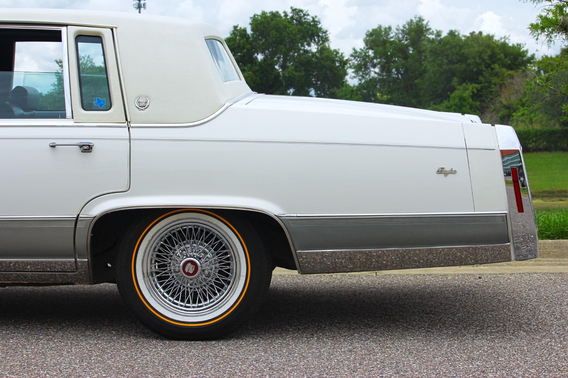 1990 Cadillac Brougham 28