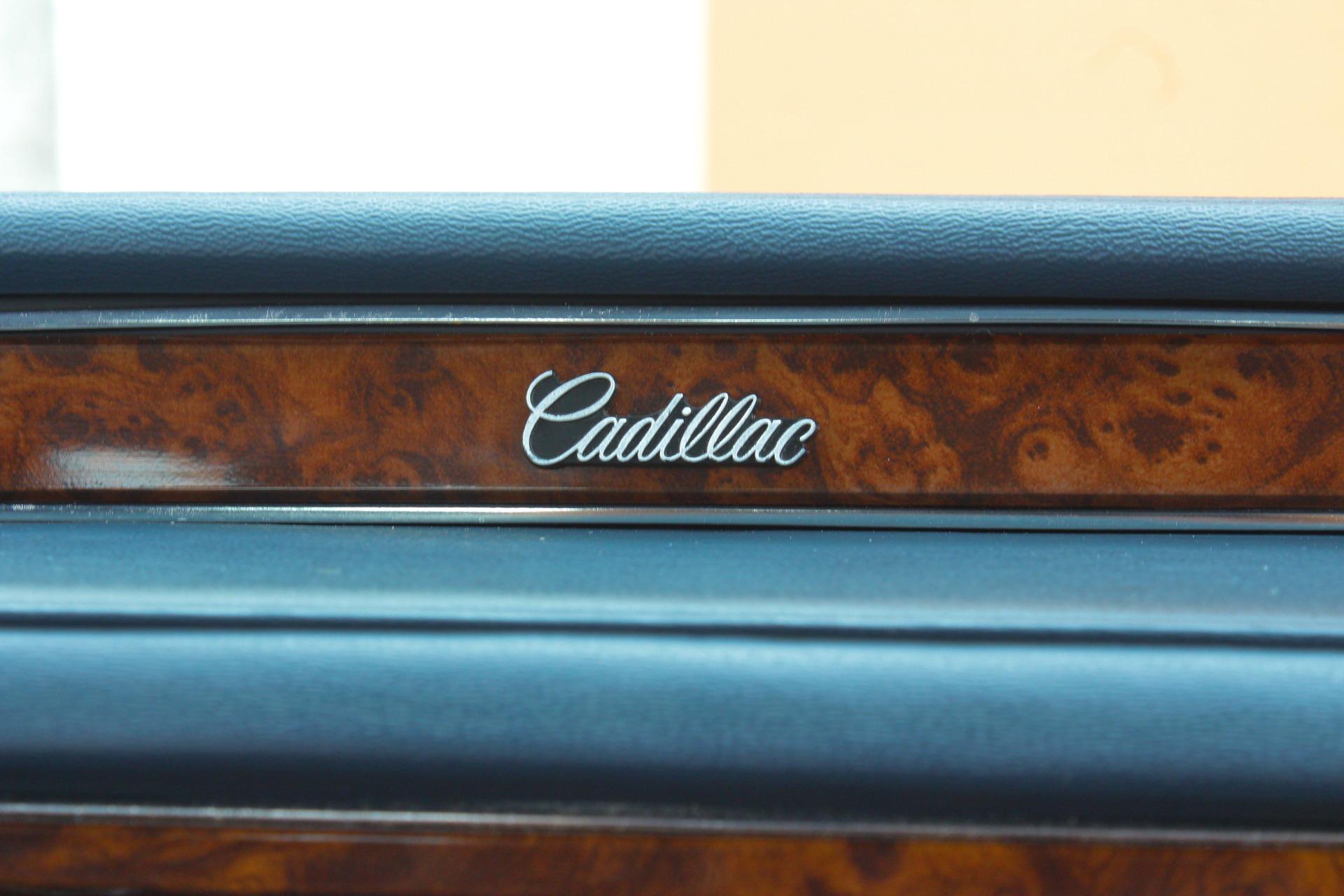 1990 Cadillac Brougham 76