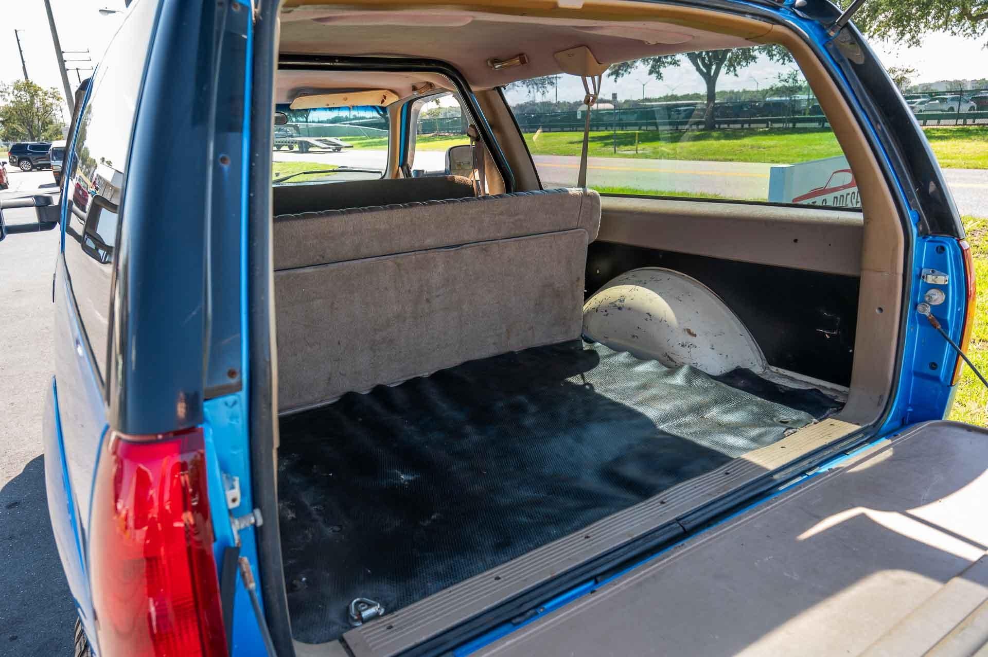 1992 GMC Yukon SL 72
