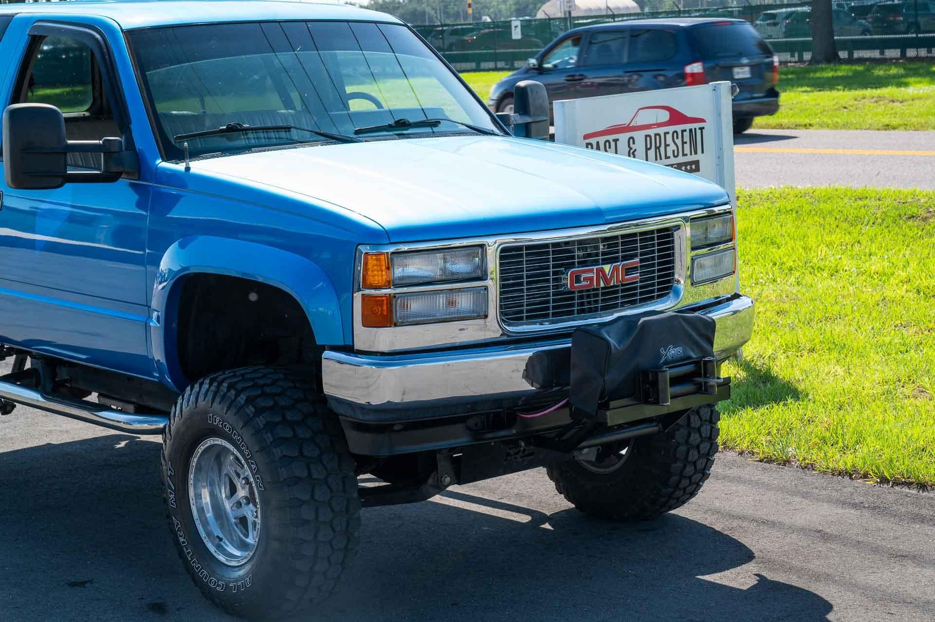 1992 GMC Yukon SL 33