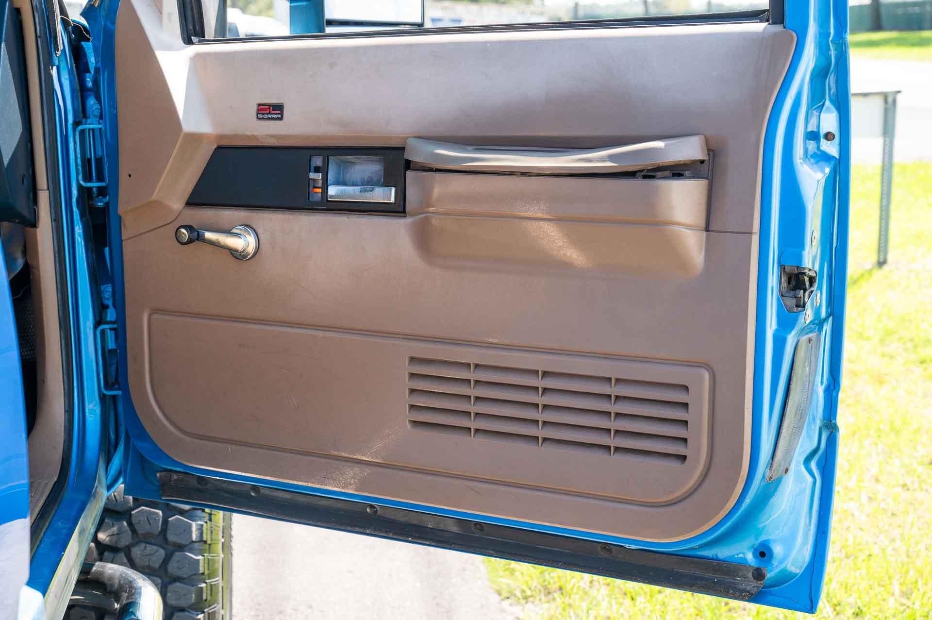 1992 GMC Yukon SL 50