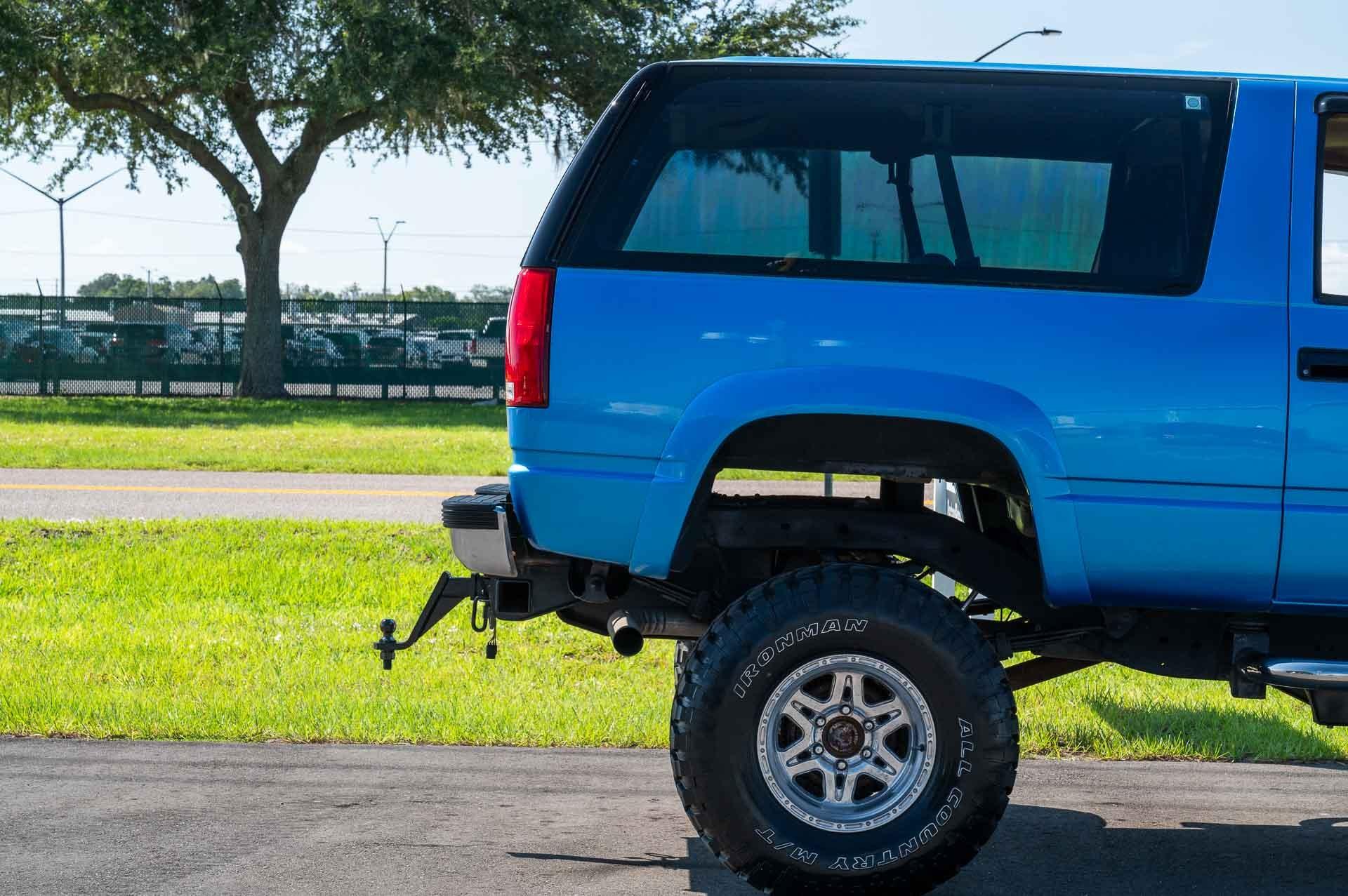 1992 GMC Yukon SL 37