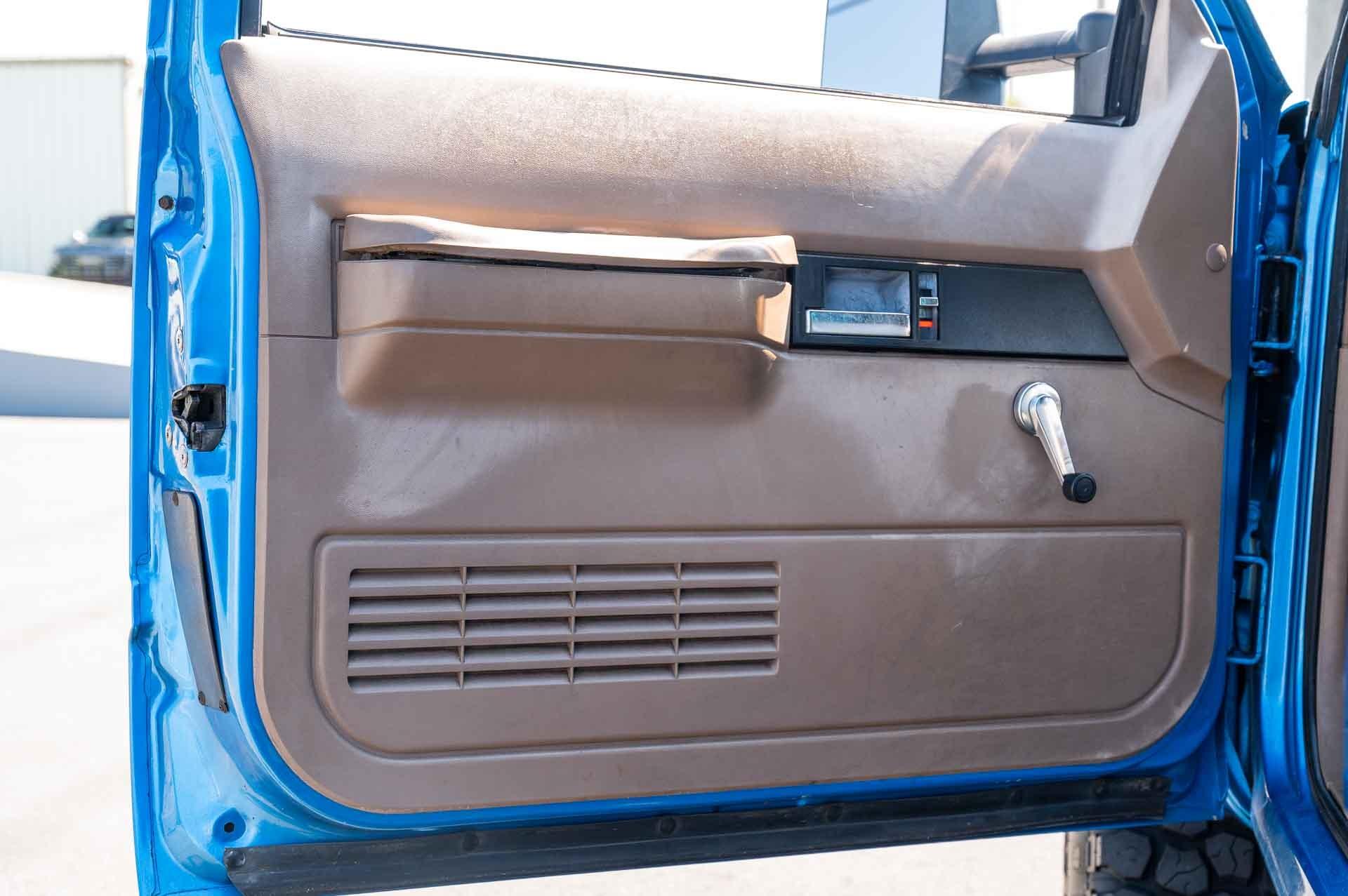 1992 GMC Yukon SL 45