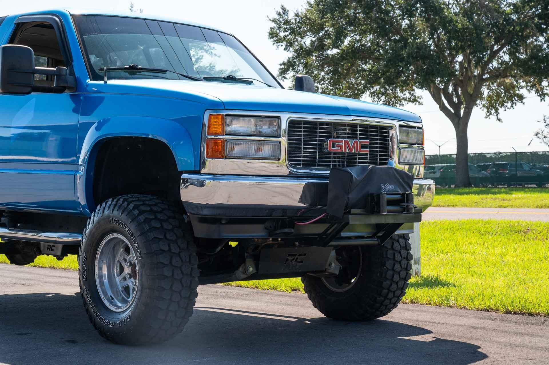 1992 GMC Yukon SL 34
