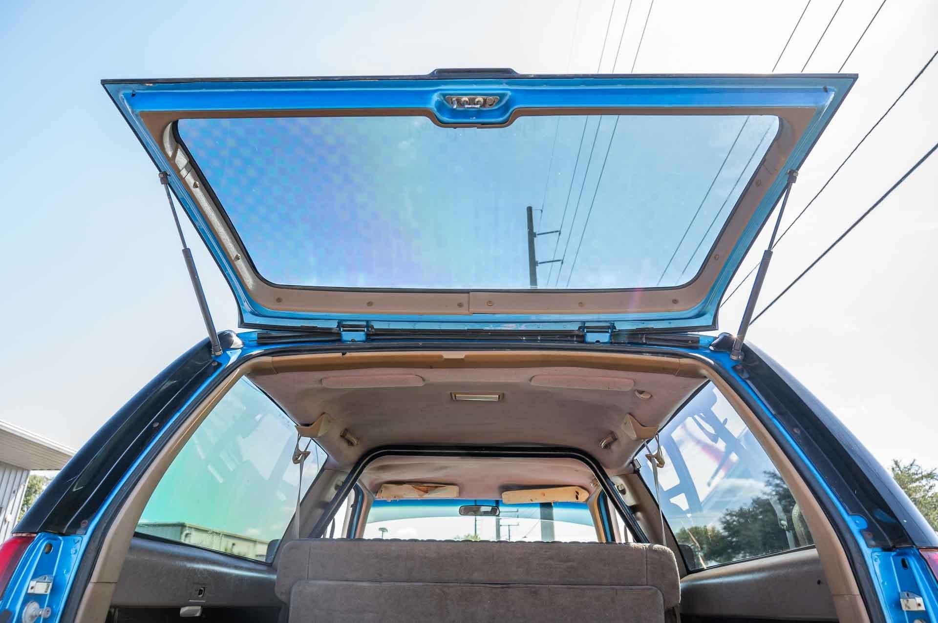 1992 GMC Yukon SL 75