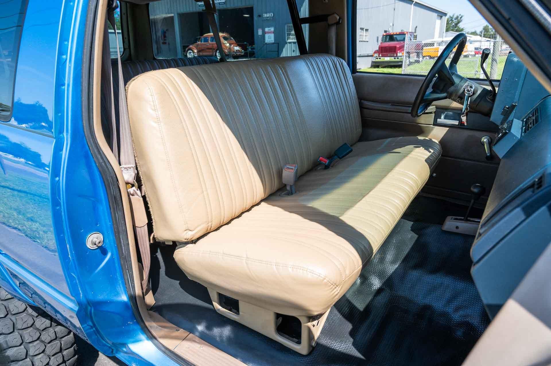 1992 GMC Yukon SL 52